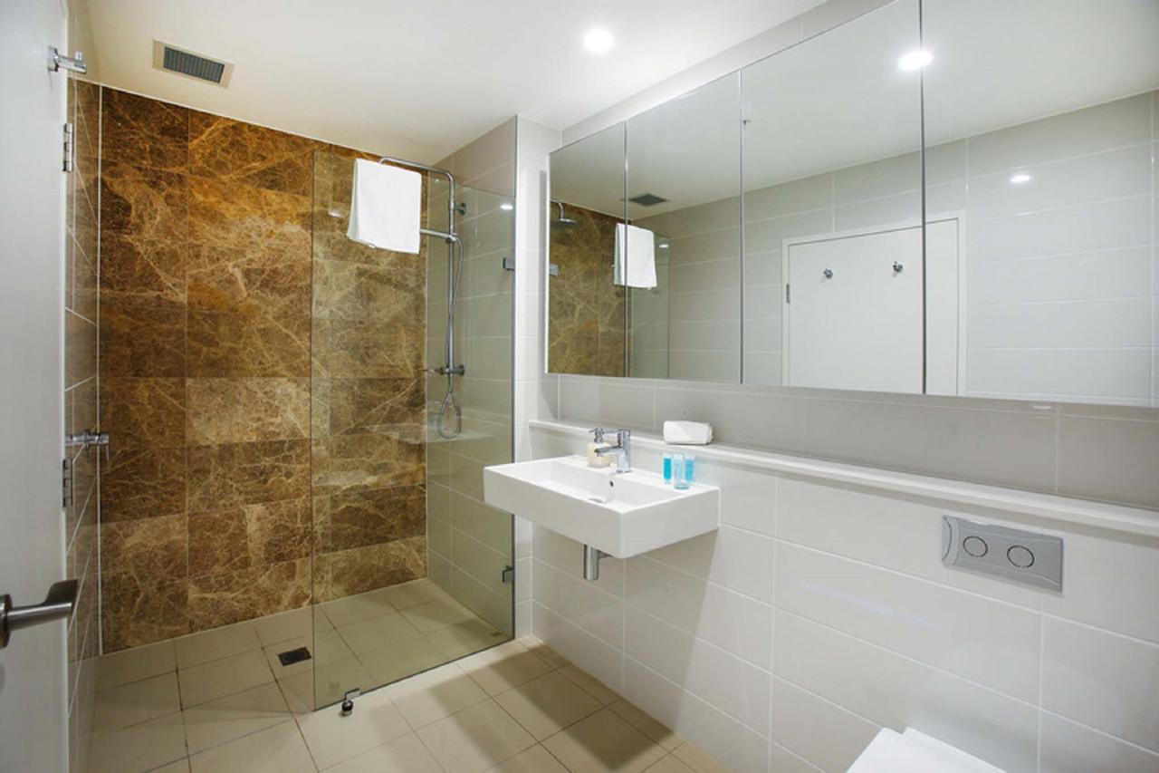 Gadigal Groove - Modern And Bright 3Br Executive Apartment In Zetland With Views Sydney Esterno foto